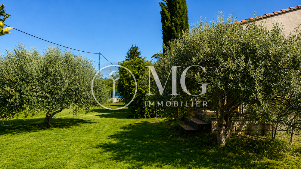 Vente Maison Maison de plain-pied 147 m2 avec vérandas et terrain de 1004 m2 Malijai