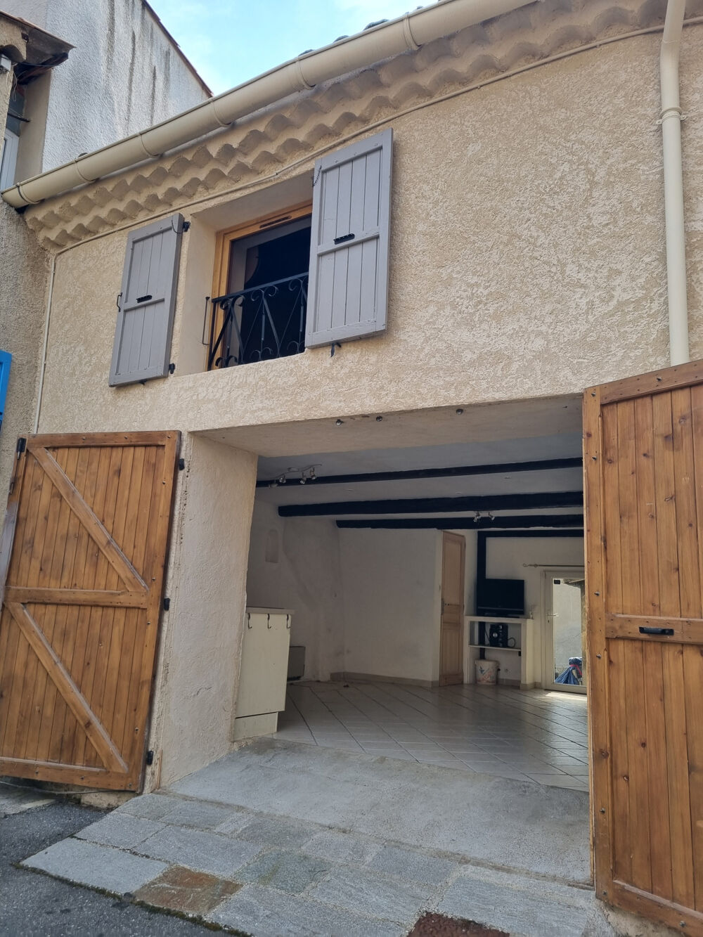 Maison de village avec garage