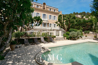  Maison à vendre 15 + pièces 480 m²