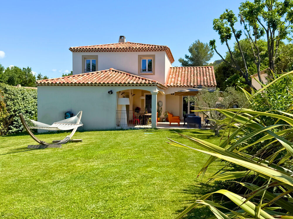 Vente Maison Villa récente avec terrain et potentiel de division Le puy ste reparade
