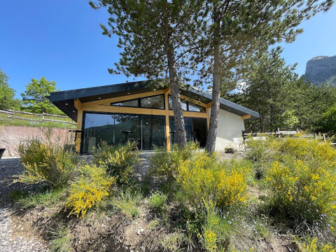   GITES AVEC EVENNEMENTIEL Maison - 15 + pi�ce(s) - 300 m�