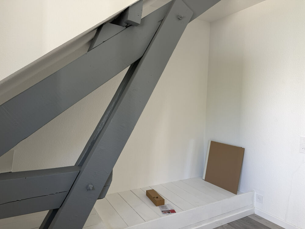 Location Appartement Studio dans petite copropriété Chambery