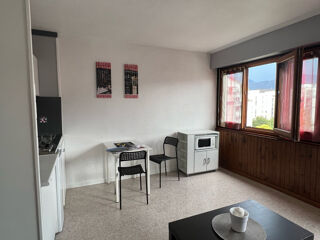  Appartement à louer 1 pièce 25 m²