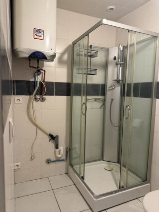  Appartement à louer 1 pièce 40 m²