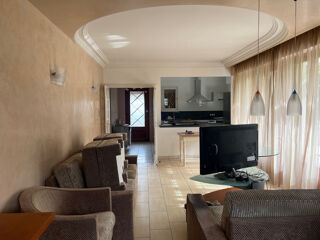  Maison � louer 6 pi�ces 160 m�