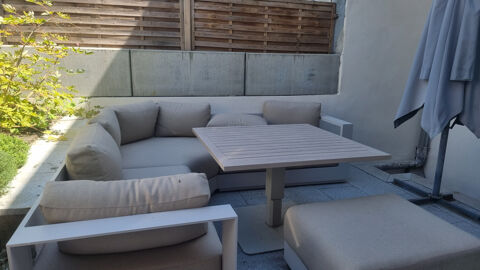   BELLE MAISON DE VILLAGE T5 Maison - 5 pi�ce(s) - 211 m�