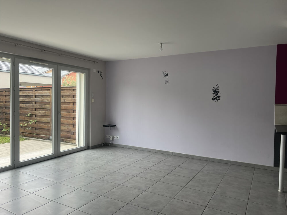 Location Maison Jolie villa T4 mitoyenne Cruet