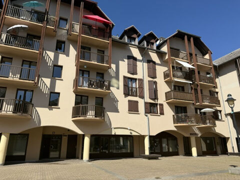   LOCAL COMMERCIAL OU PROFESSIONNEL 