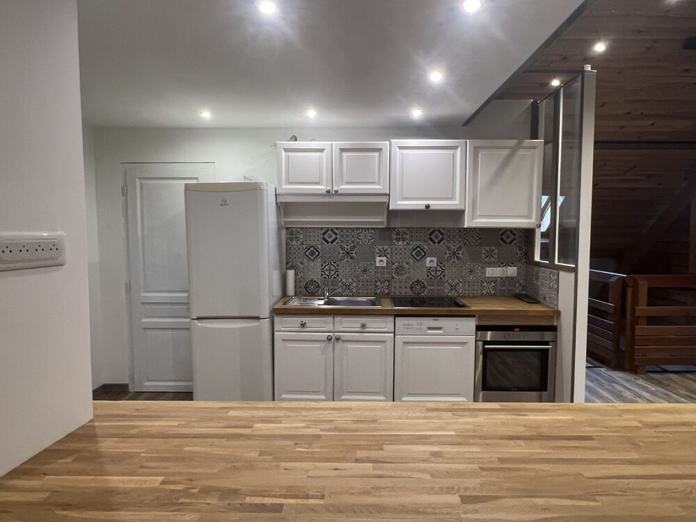 Grand appartement T3 avec cave et place de parking