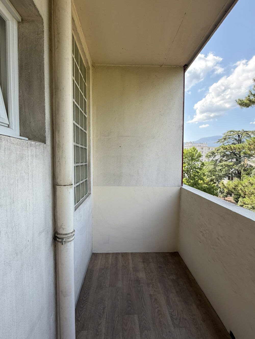 Location Appartement Bel appartement T4 avec balcons, cave et garage Chambery
