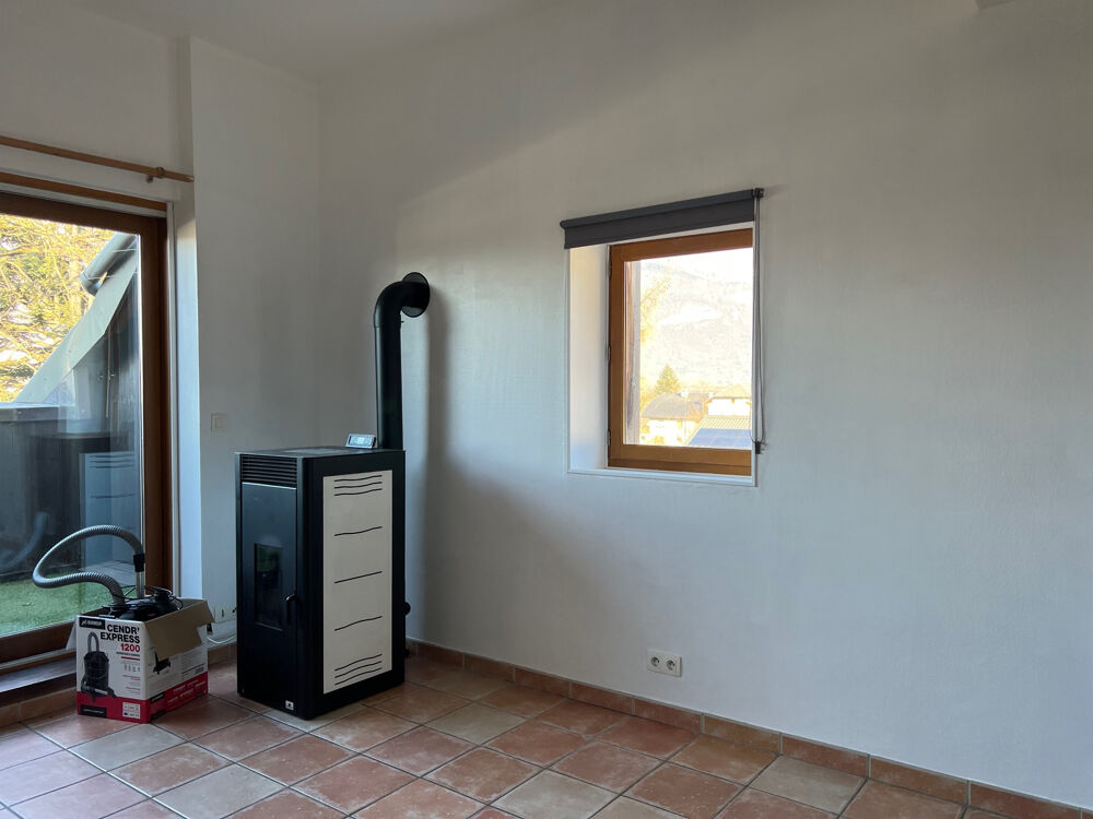 Location Duplex/Triplex Bel appartement T4 duplex Aiton