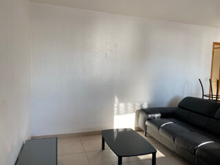  Appartement à louer 2 pièces 46 m²