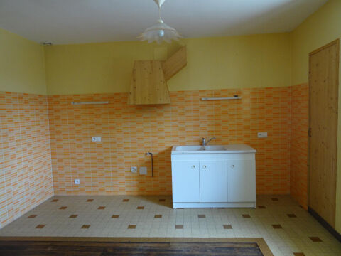   Maison de village de type T4 Maison - 4 pi�ce(s) - 100 m�