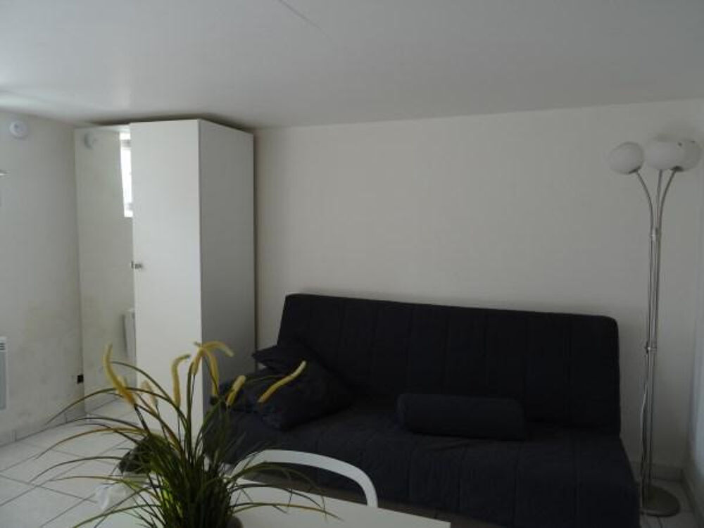 Location Appartement Studio meublé au centre du village St pierre d albigny