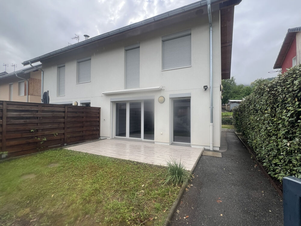 Location Maison Jolie villa T4 mitoyenne Cruet