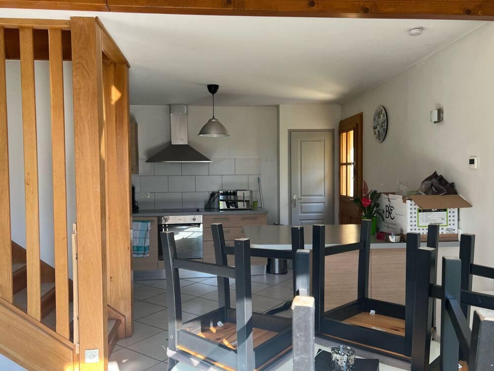 Location Appartement Appartement T3 meublé dans maison La buissiere