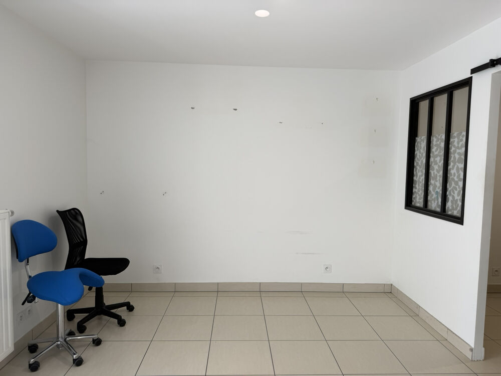 Location Appartement appartement T2 récent avec grand balcon et garage Challes les eaux