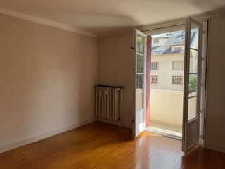  Appartement à louer 4 pièces 81 m²