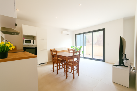   � vendre   Charmant appartement 2 pi�ces avec jardin privatif Appartement - 2 pi�ce(s) - 39 m�