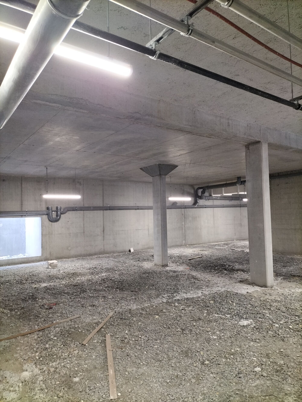   Issy-les-Moulineaux (92130)