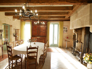  Propriété/château à vendre 7 pièces 233 m²