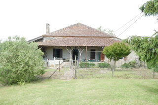  Propriété/château à vendre 3 pièces 180 m²