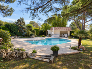  Maison à vendre 8 pièces 205 m²