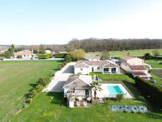  Maison � vendre 6 pi�ces 198 m�