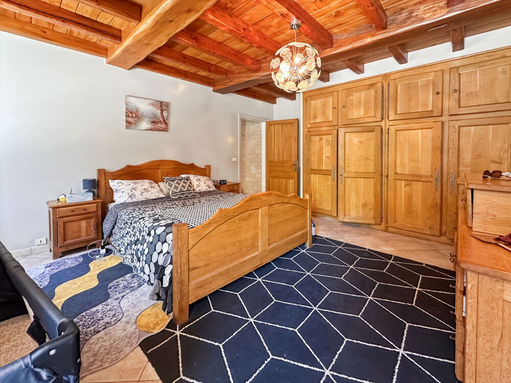 à vendre  Propriété/château Chaillevette (17890)