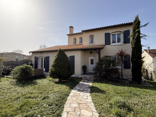  Maison � vendre 8 pi�ces 201 m�
