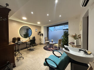  Immeuble � vendre 381 m�