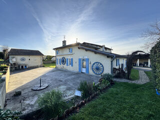  Maison � vendre 10 pi�ces 313 m�