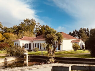  Maison � vendre 8 pi�ces 254 m�