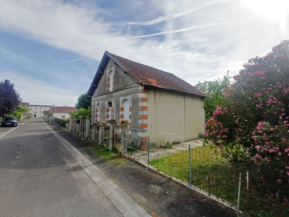 Vente Maison MAISON ANNEE 30 A RENOVER Barbezieux st hilaire