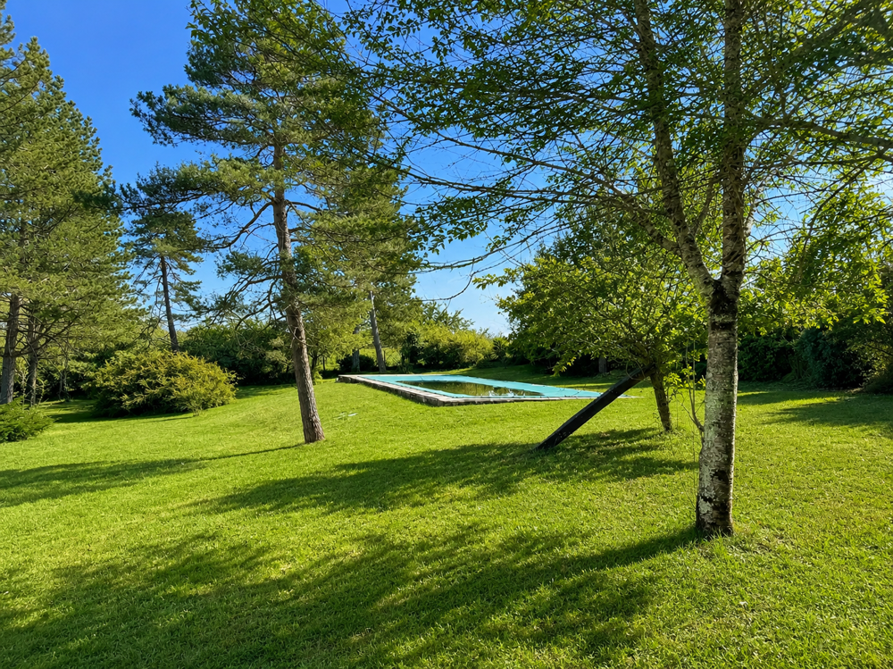 à vendre  Propriété/château Barbezieux-Saint-Hilaire (16300)