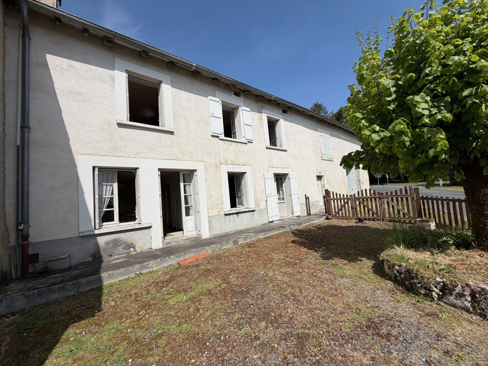 Vente Maison MAISON DE CAMPAGNE A RENOVER AVEC DEPENDANCES Leguillac de cercles