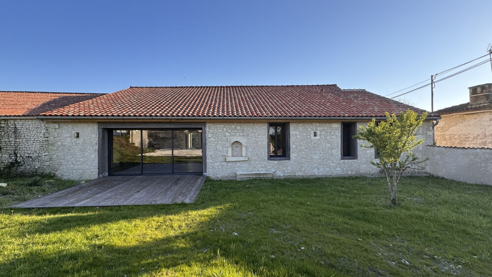 MAISON ANCIENNE EN PIERRE ENTIEREMENT REHABILITEE