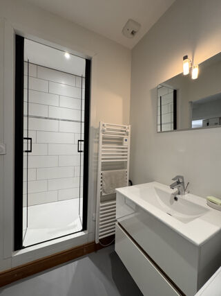  Immeuble à vendre 200 m²