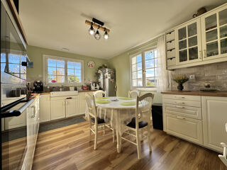  Maison � vendre 4 pi�ces 145 m�