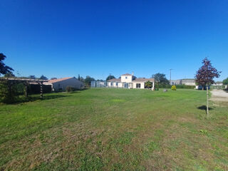 Vente Maison CONTEMPORAINE AVEC PISCINE DEPENDANCES ET GRAND TERRAIN Touverac