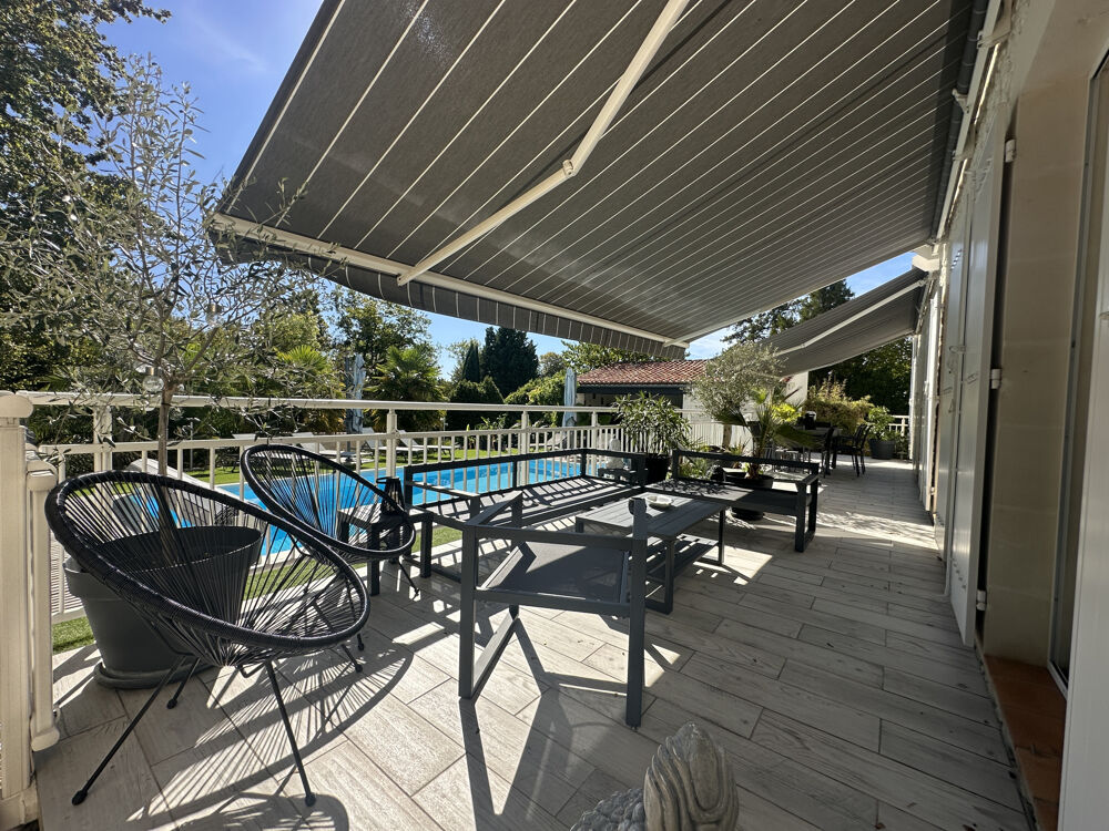 Vente Maison MAGNIFIQUE MAISON DE CARACTERE AVEC PISCINE A SAINTES Saintes