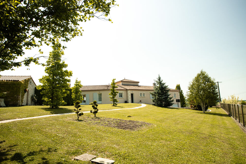  vendre  Maison Barbezieux-Saint-Hilaire (16300)