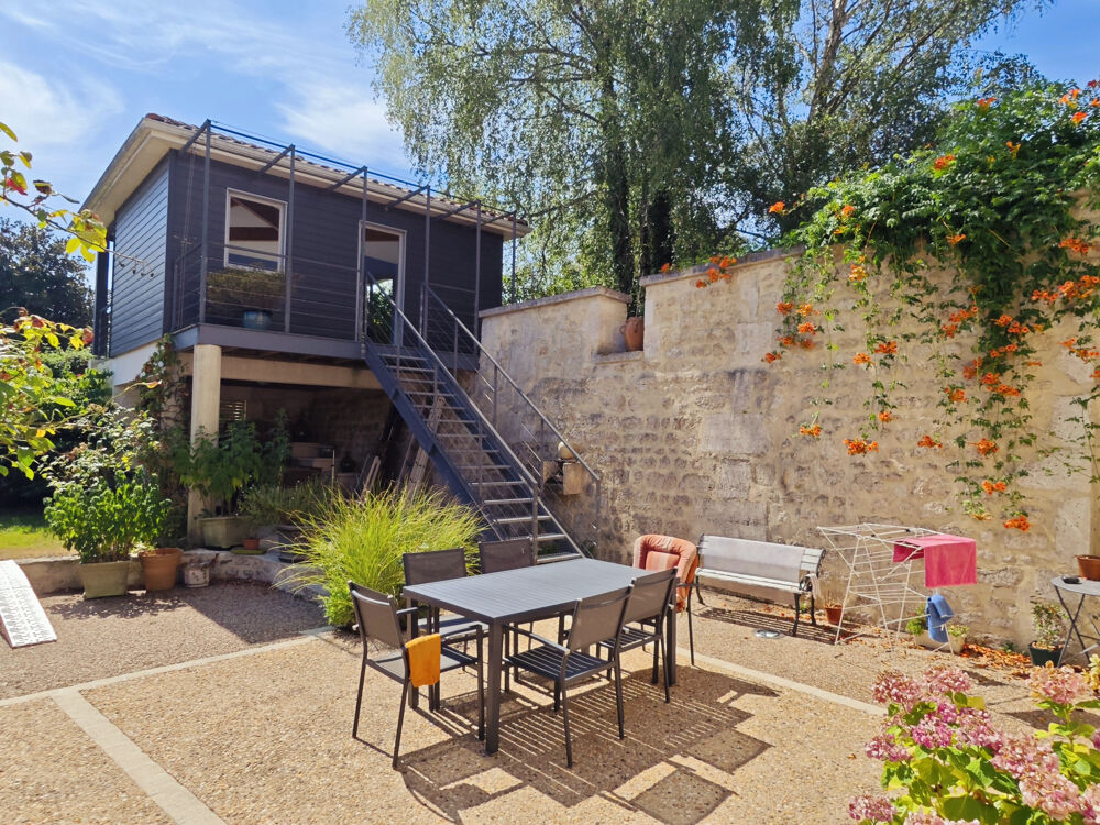 Maison 7 pièces 163 m² · à L Isle D Espagnac · 163 m² · 367 500 €