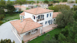  Maison � vendre 7 pi�ces 205 m�