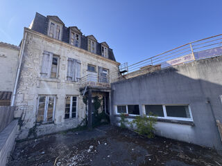  Immeuble à vendre 7 pièces 500 m²