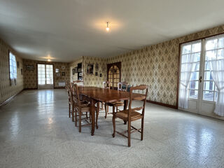  Maison  vendre 5 pices 162 m