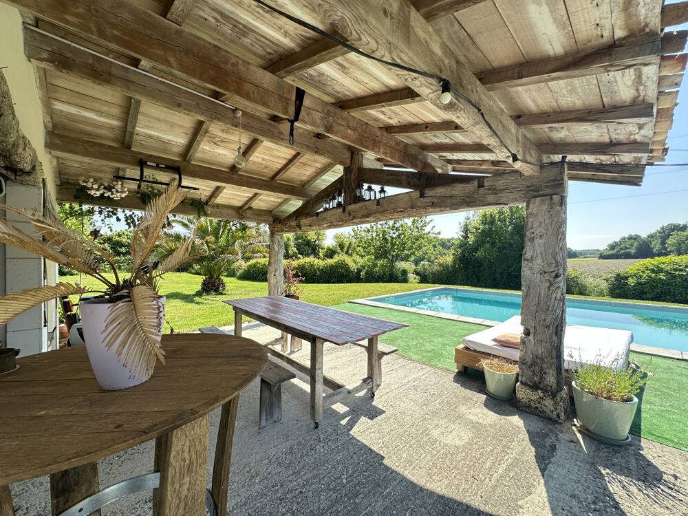 MAISON ANCIENNE RENOVEE AVEC PISCINE