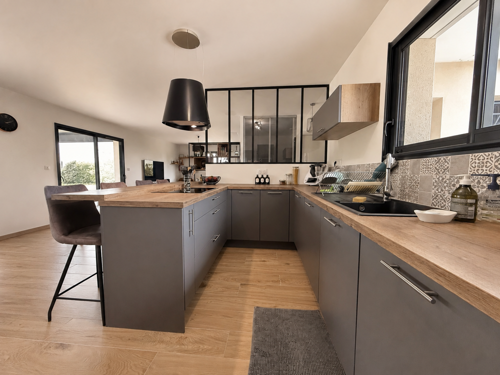 PAVILLON DE PLAIN PIED RECENT
