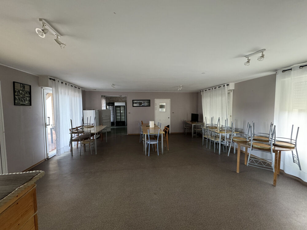 Vente Immeuble ANCIEN HOTEL IDEAL POUR INVESTISSEMENT LOCATIF OU HEBERGEMENT Le tatre