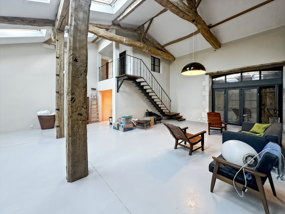 à vendre  Propriété/château Barbezieux-Saint-Hilaire (16300)